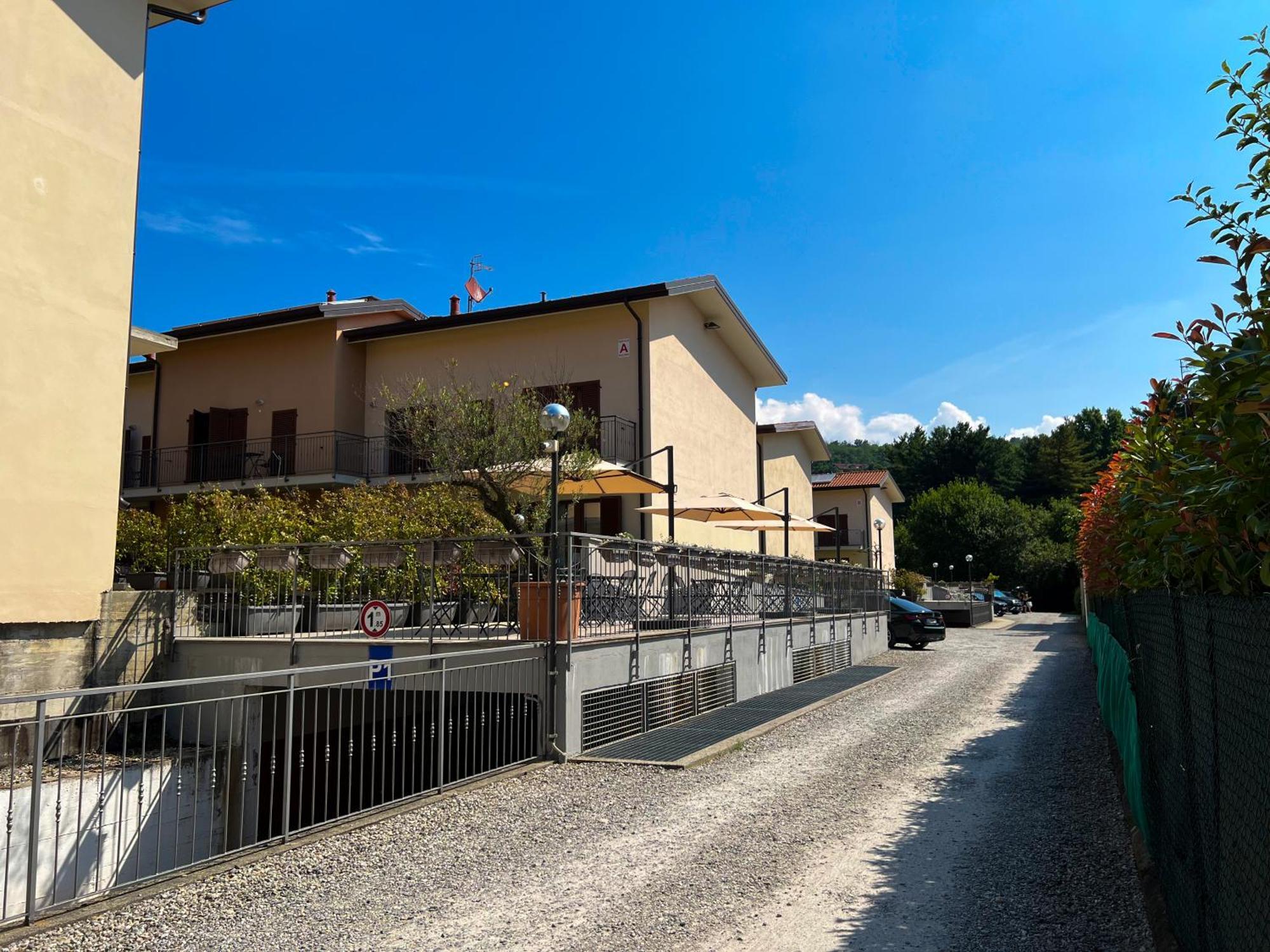 Hotel Rossovino Όπως Εξωτερικό φωτογραφία