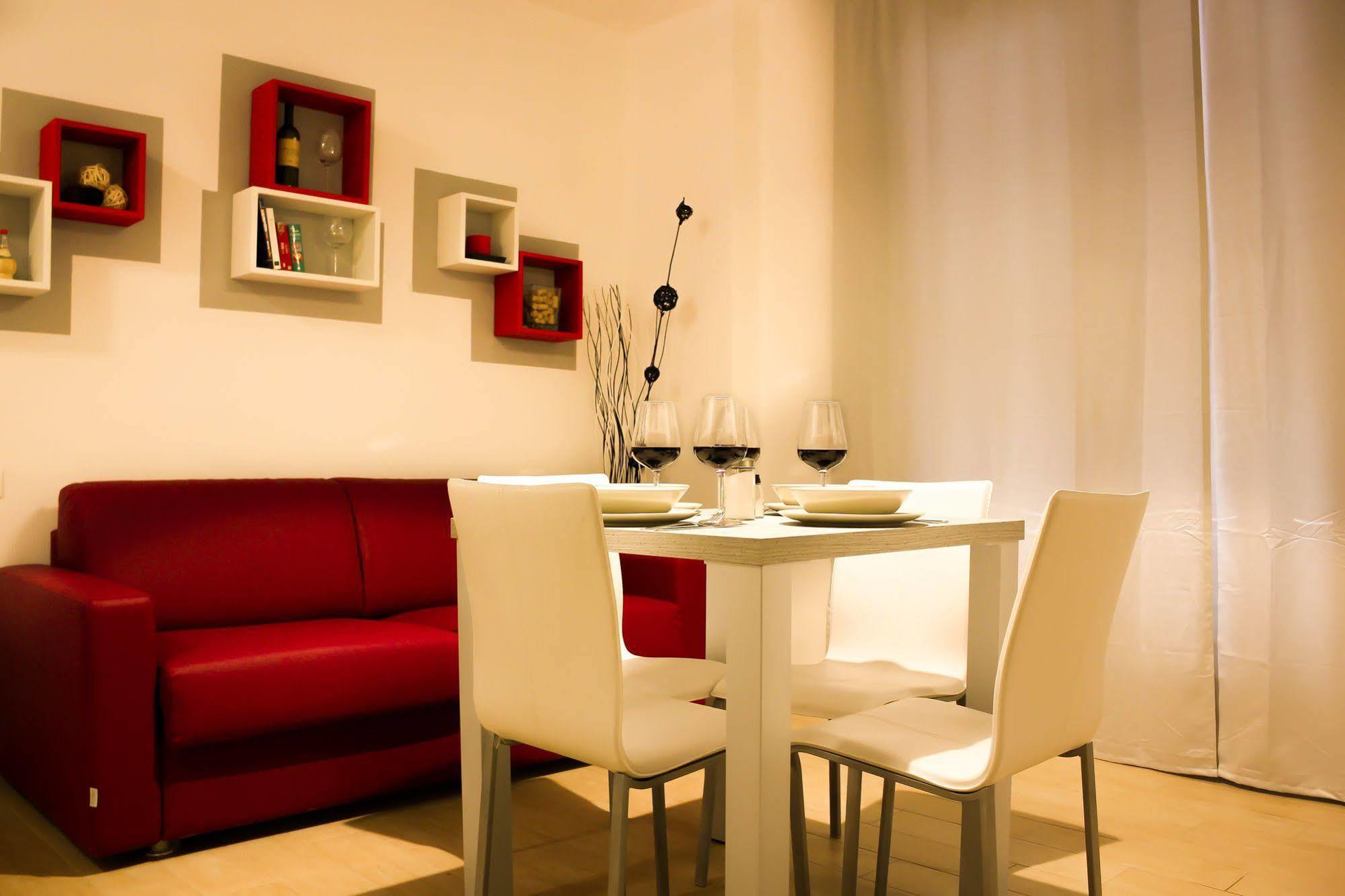 Hotel Rossovino Όπως Εξωτερικό φωτογραφία