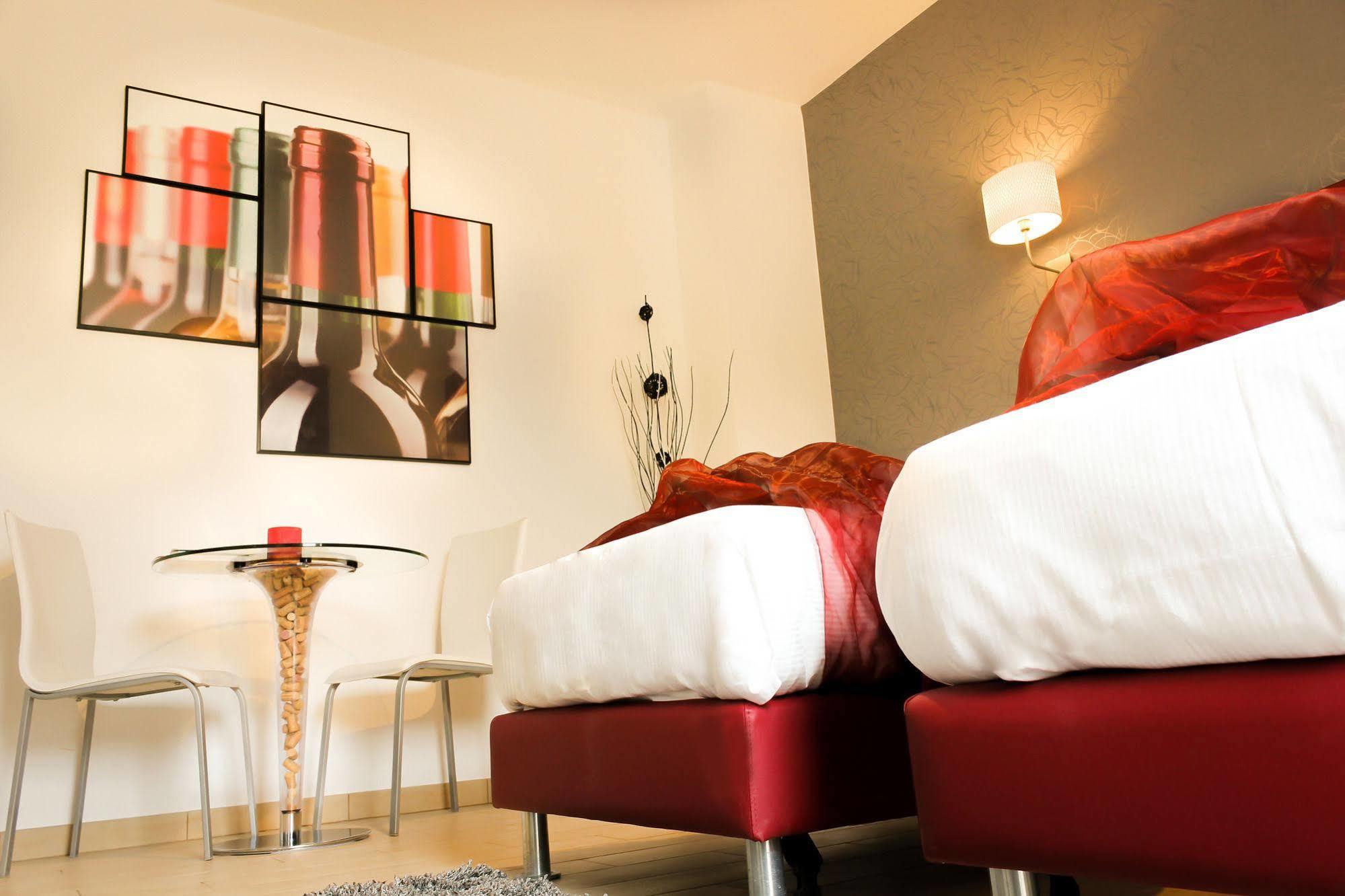 Hotel Rossovino Όπως Εξωτερικό φωτογραφία