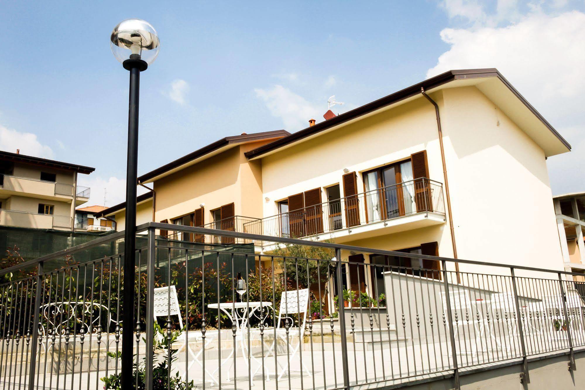 Hotel Rossovino Όπως Εξωτερικό φωτογραφία